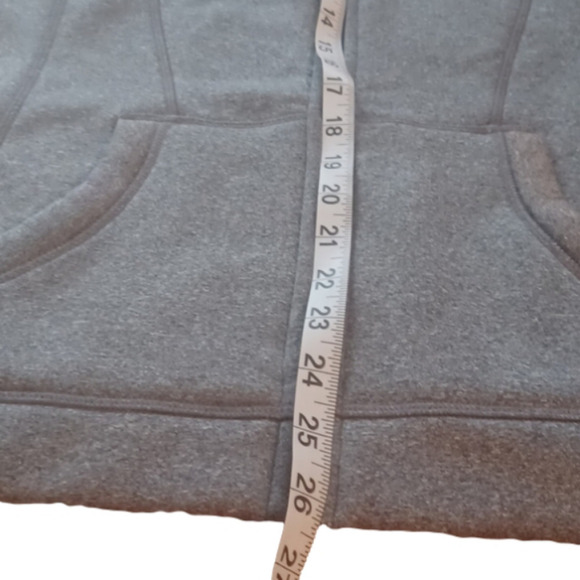 athleta grey warm hoodie, size Medium. Sleek design.Great used condition. - Picture 10 of 13